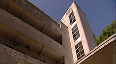 Lawn Road Flats Picture 3